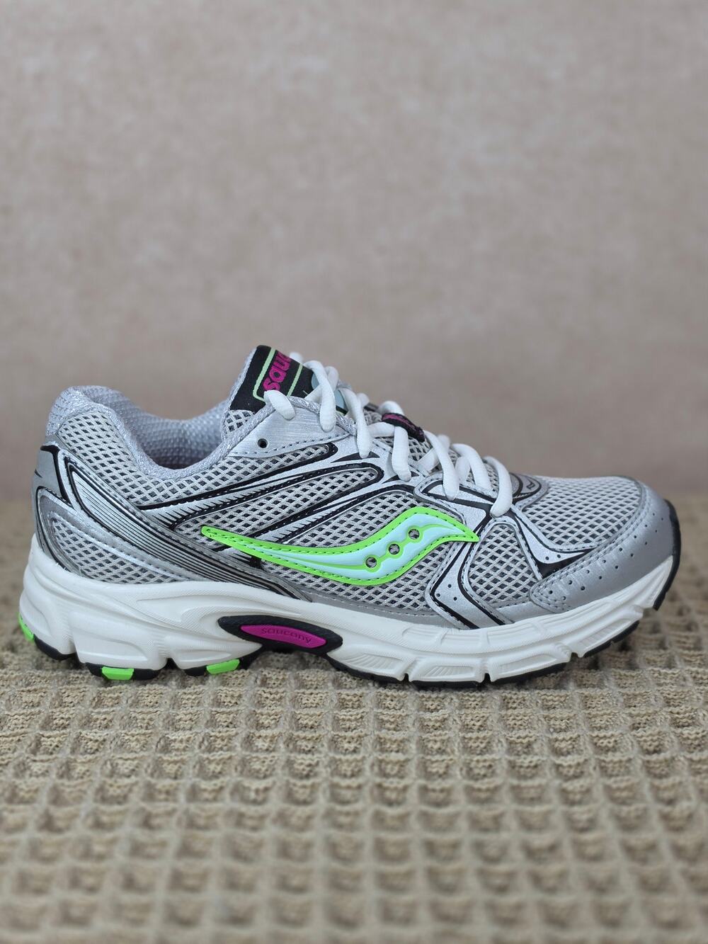Saucony Ride Millennium S60812‑68 Women’s 6.5 Mist Mantis – Brand New